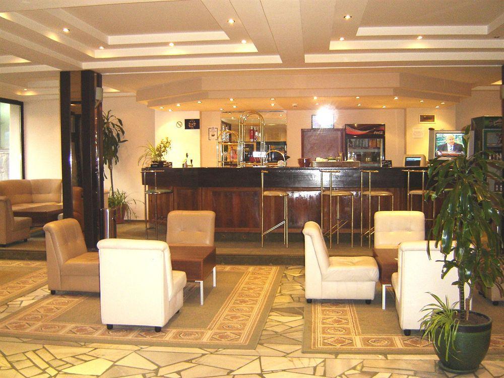 Finlandia Hotel ปอมโปโรโว ภายนอก รูปภาพ